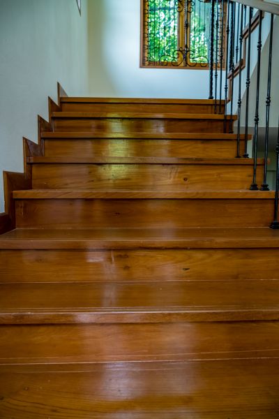 Oak Stairs Refinishing - Oak Stairs Refinishing Naples, Florida