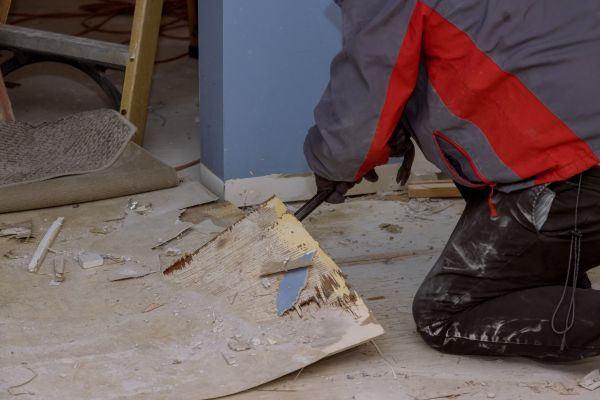 Laminate Flooring Removal